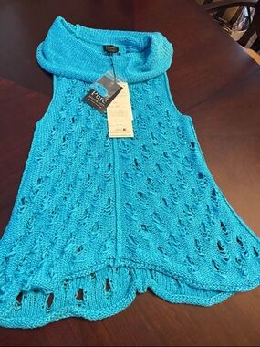 Pur Bright Turquoise Openwork Sleeveless Knit Vest
